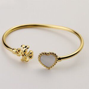 Tory Burch Bracelets(Brand New)